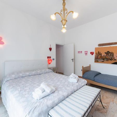 Flaminia Bright & Roomy Apartment بيزارو المظهر الخارجي الصورة