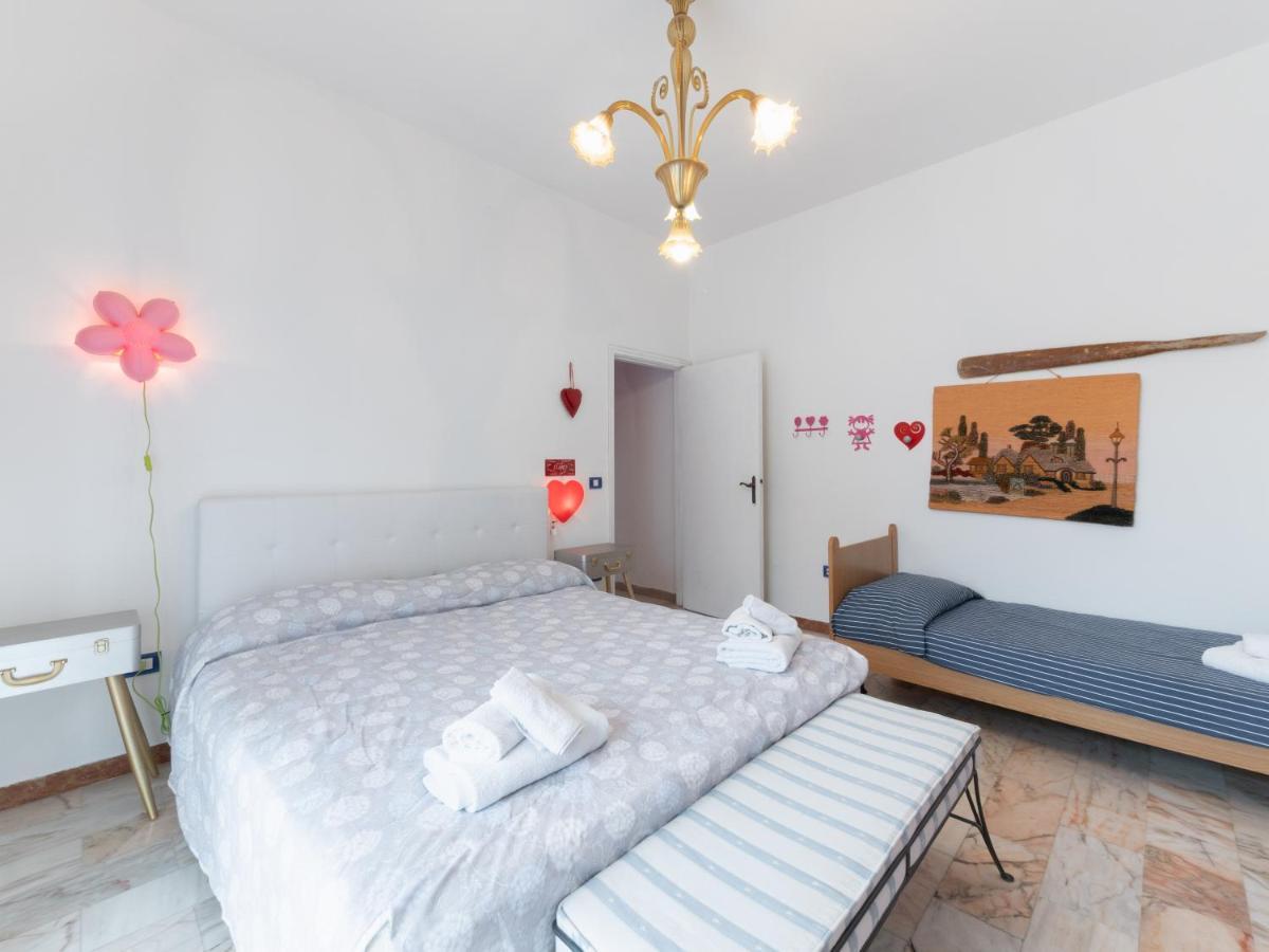 Flaminia Bright & Roomy Apartment بيزارو المظهر الخارجي الصورة